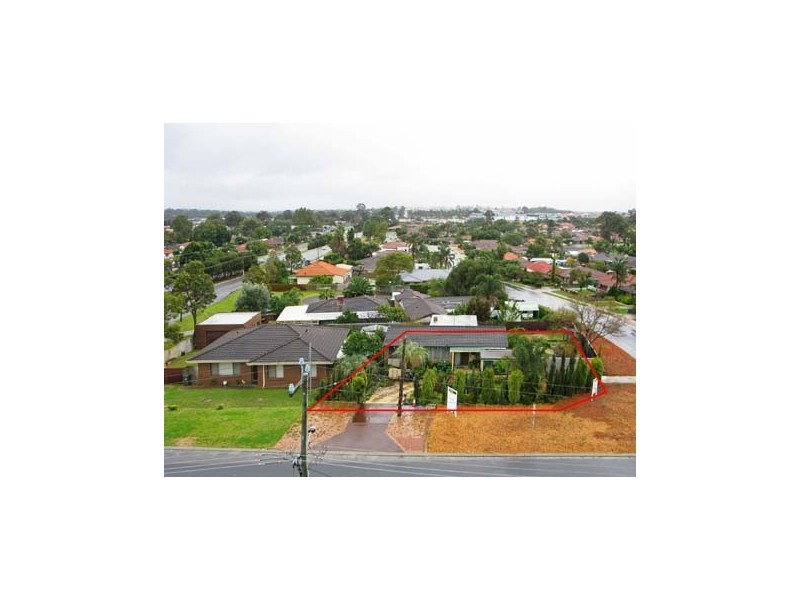 3 Parin Road, Marangaroo WA 6064