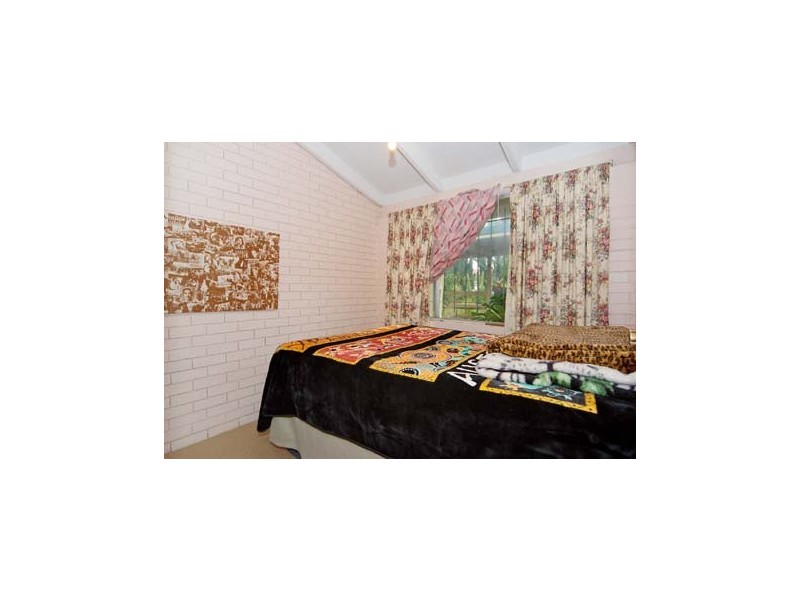 3 Parin Road, Marangaroo WA 6064