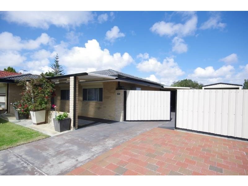 10 Bexley Way, Girrawheen WA 6064