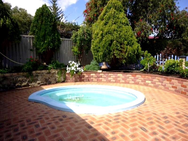 10 Bexley Way, Girrawheen WA 6064