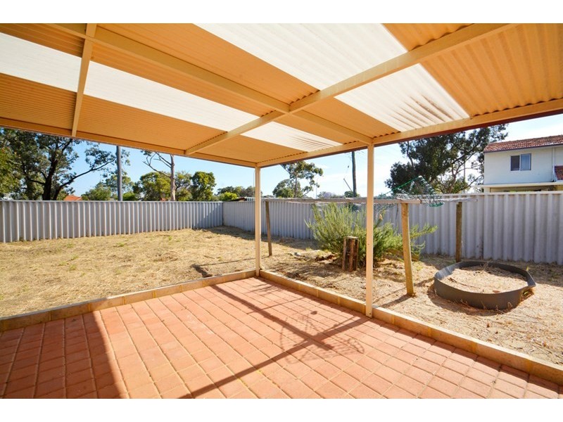 8/71 Tendring Way, Girrawheen WA 6064