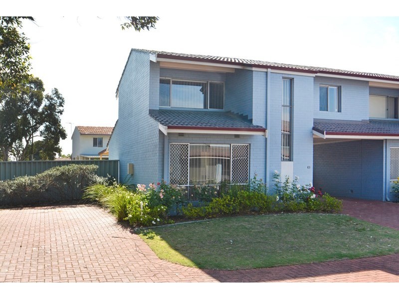 8/71 Tendring Way, Girrawheen WA 6064