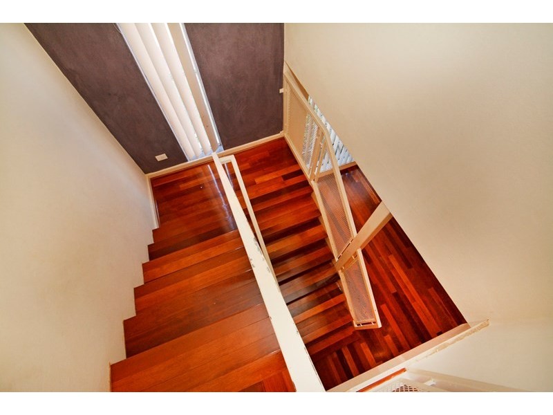 8/71 Tendring Way, Girrawheen WA 6064