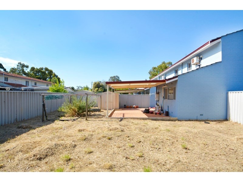 8/71 Tendring Way, Girrawheen WA 6064