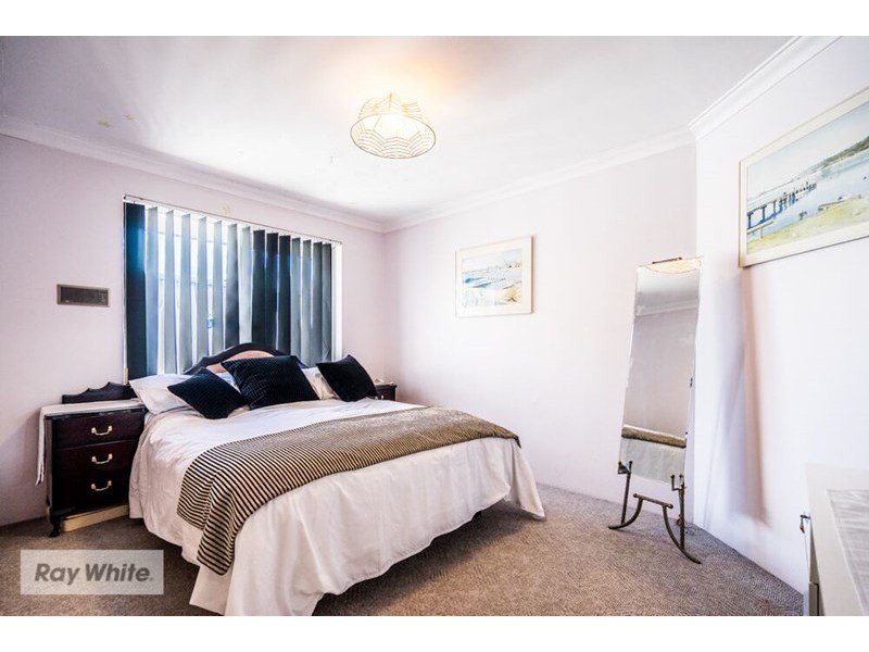 14 Margate Place, Marangaroo WA 6064