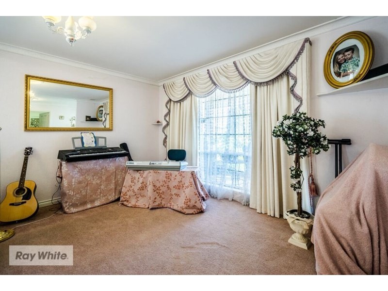 14 Margate Place, Marangaroo WA 6064