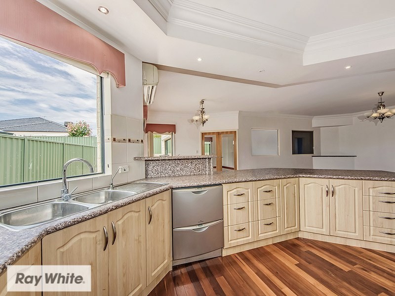 65 Denman Gardens, Landsdale WA 6065