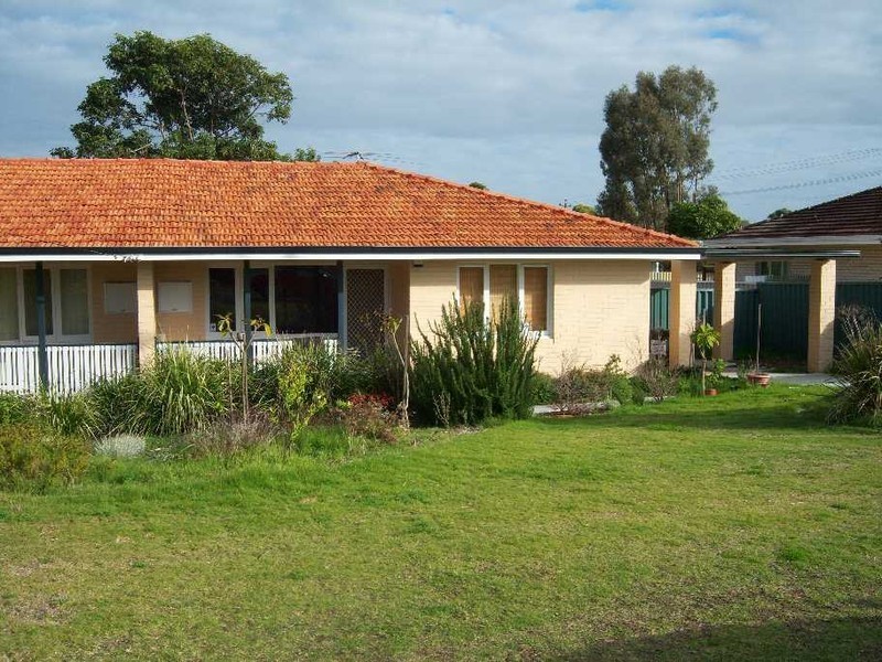 3B Harford Way, Girrawheen WA 6064