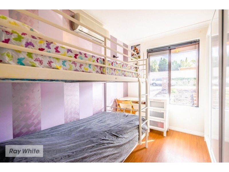 40 Oakleaf Circle, Mirrabooka WA 6061