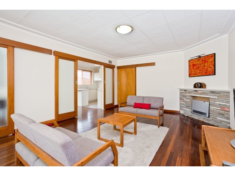 17A Pickering Way, Booragoon WA 6154