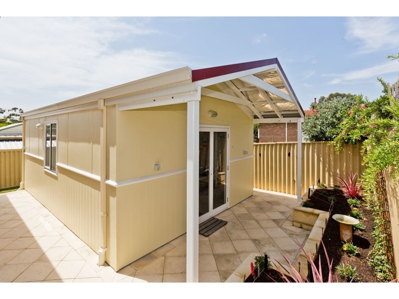 17A Pickering Way, Booragoon WA 6154