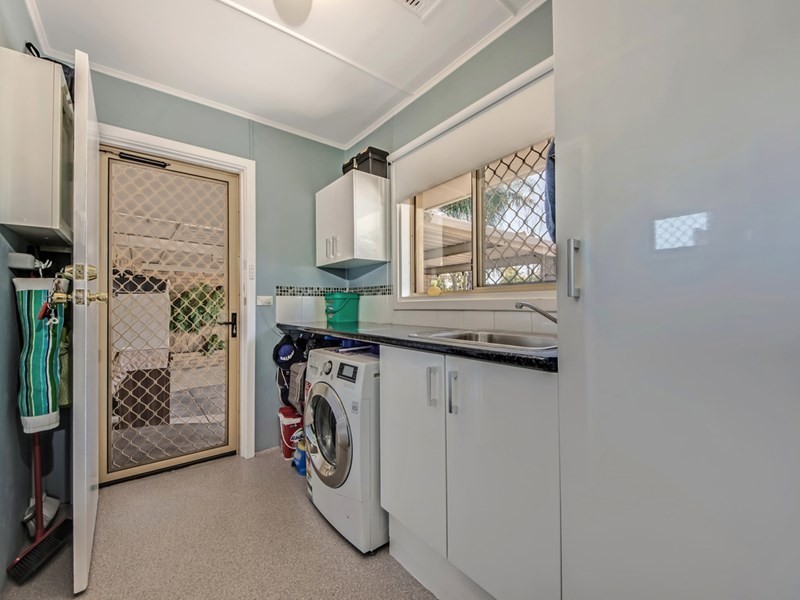 6 Stoke Court, Girrawheen WA 6064