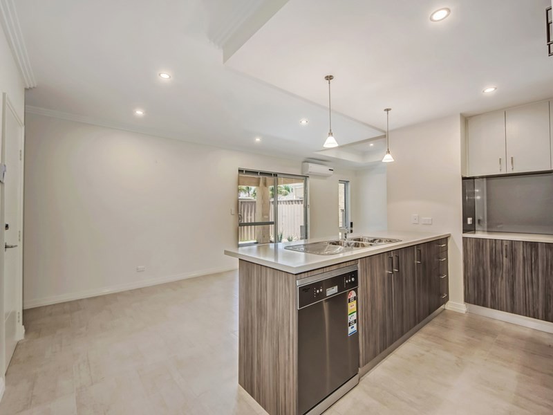 68 bandc Hepburn Way, Balga WA 6061