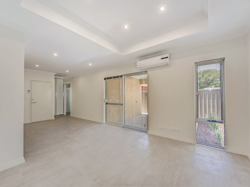 68 bandc Hepburn Way, Balga WA 6061