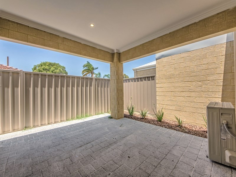 68 bandc Hepburn Way, Balga WA 6061