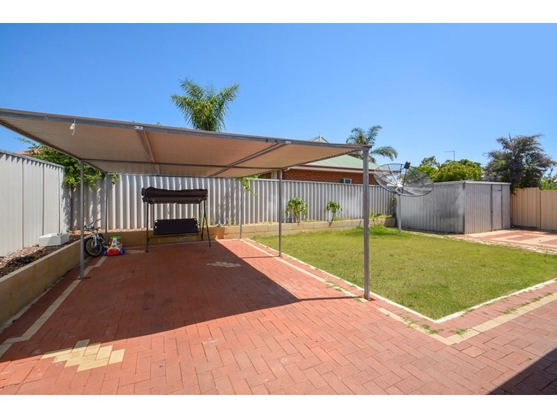 21 River Fig Place, Alexander Heights WA 6064