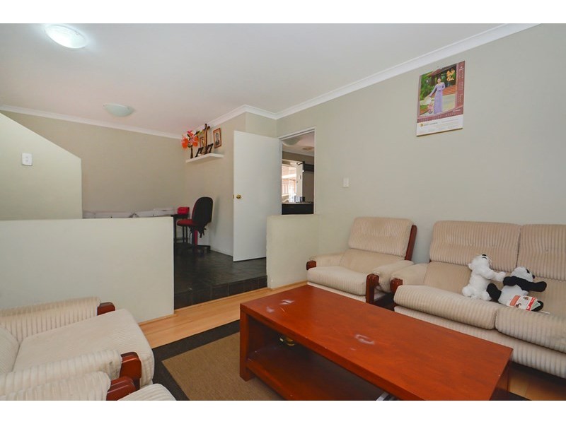 21 River Fig Place, Alexander Heights WA 6064