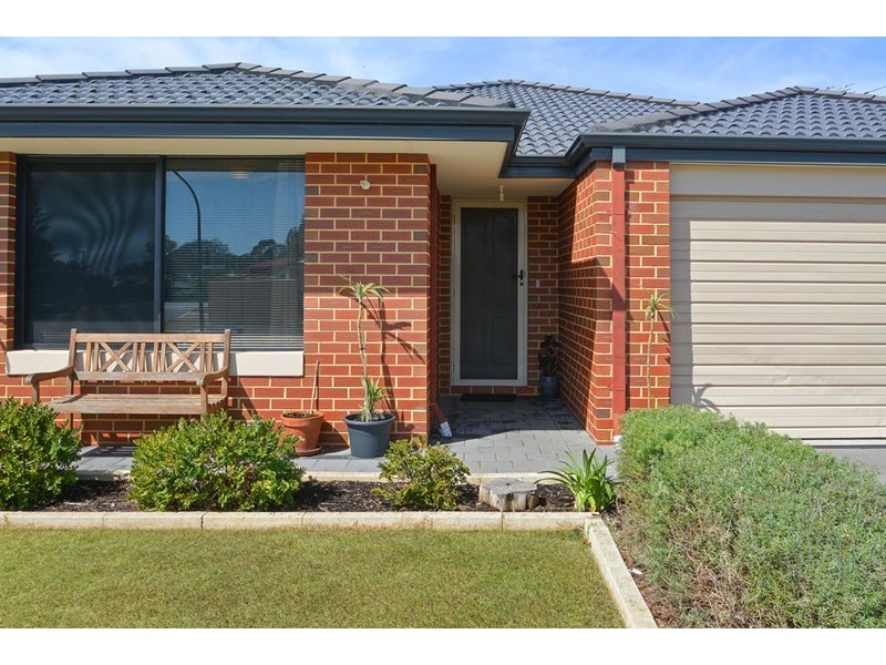 30 Yapton Turn, Girrawheen WA 6064