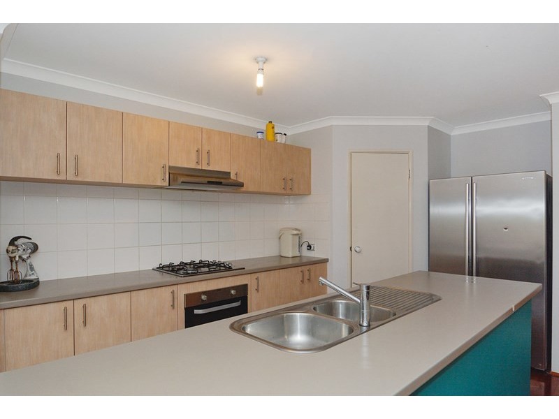 30 Yapton Turn, Girrawheen WA 6064