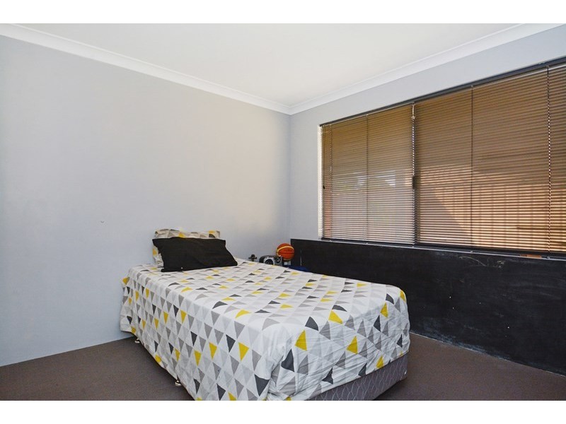 30 Yapton Turn, Girrawheen WA 6064