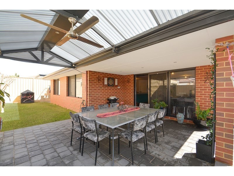 30 Yapton Turn, Girrawheen WA 6064