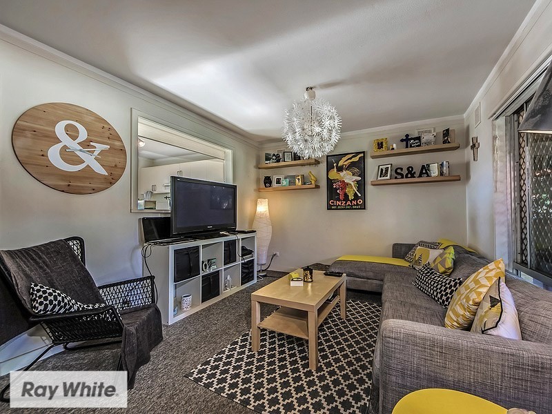 4B Casserley Avenue, Girrawheen WA 6064