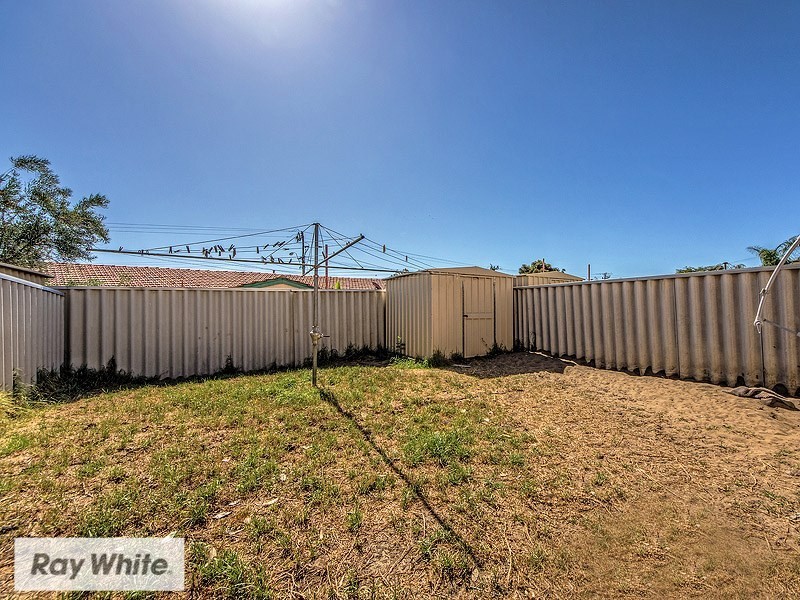 4B Casserley Avenue, Girrawheen WA 6064