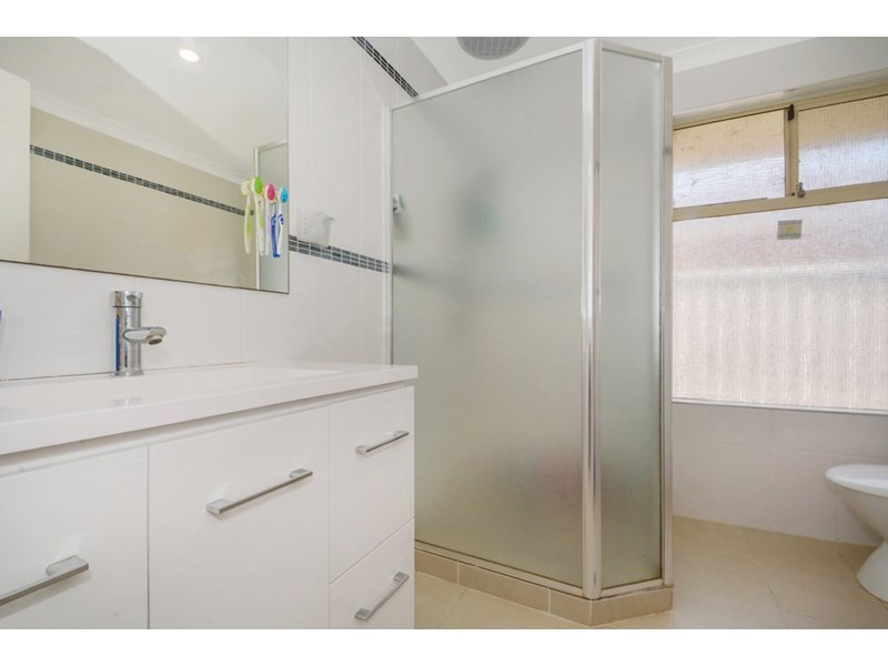 85 Hillcrest Road, Alexander Heights WA 6064