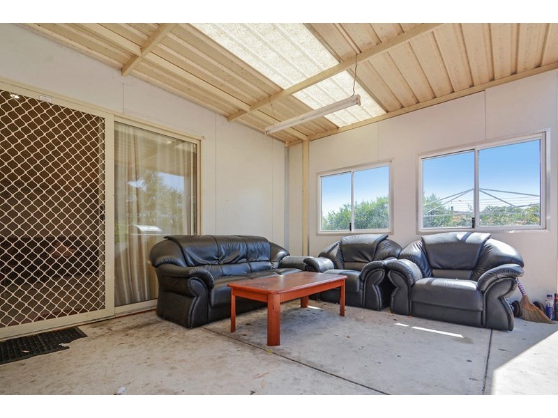 85 Hillcrest Road, Alexander Heights WA 6064