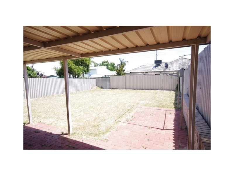 4/36 Halland Way, Westminster WA 6061