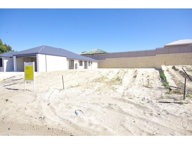 304 Landsdale Road, Landsdale WA 6065