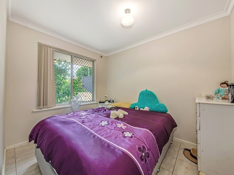 41 Oldfield Road, Girrawheen WA 6064