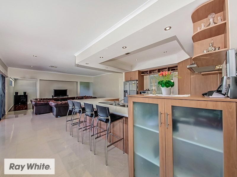 21 Eglinton Drive, Darch WA 6065