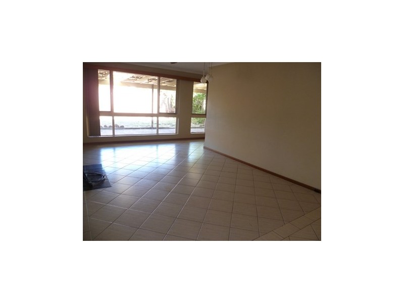 37 Arkana Road, Westminster WA 6061