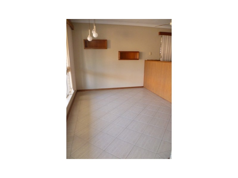 37 Arkana Road, Westminster WA 6061