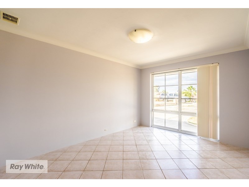 1 Woodbine Terrace, Mirrabooka WA 6061