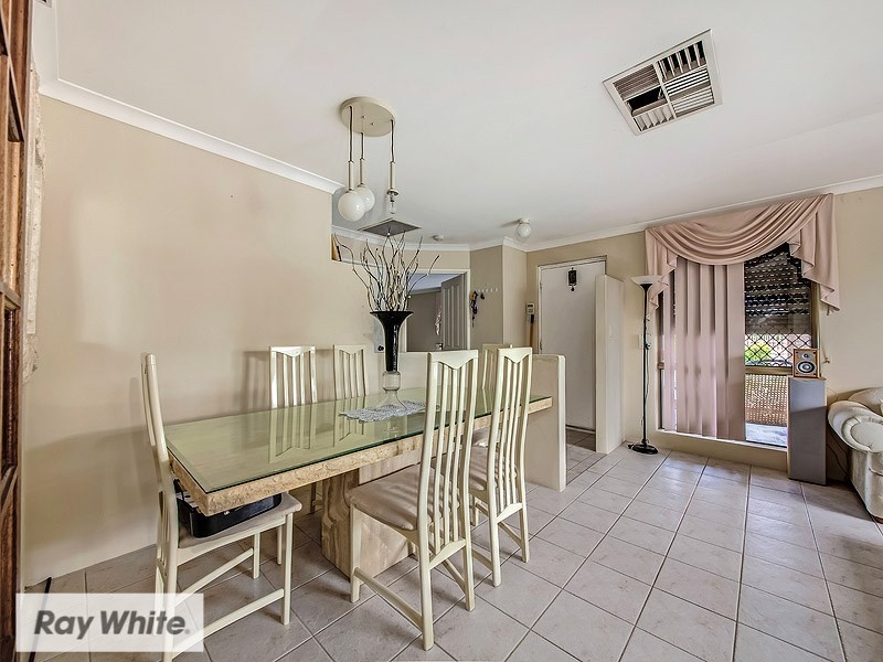 2 Diploma Rise, Marangaroo WA 6064