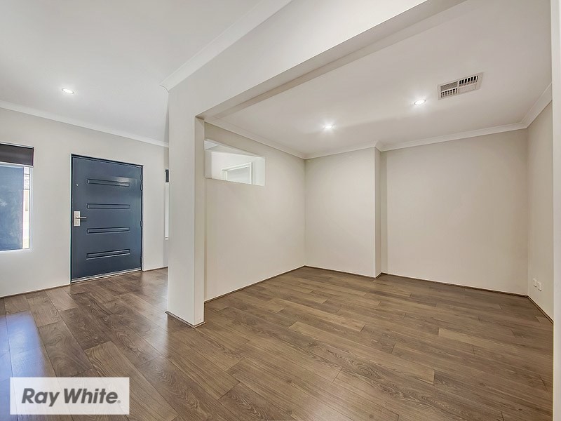 81 Appleby Drive, Darch WA 6065