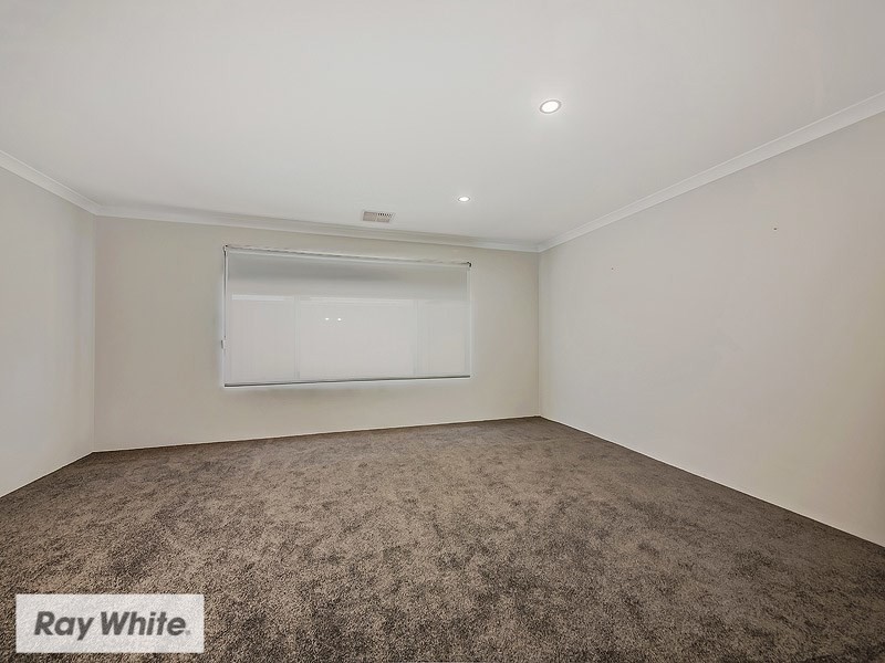 81 Appleby Drive, Darch WA 6065