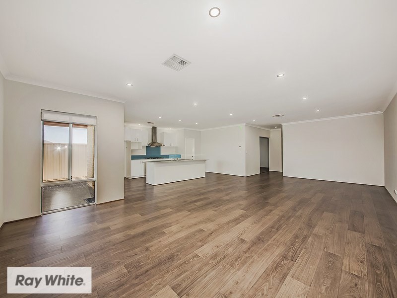 81 Appleby Drive, Darch WA 6065