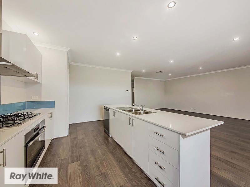 81 Appleby Drive, Darch WA 6065