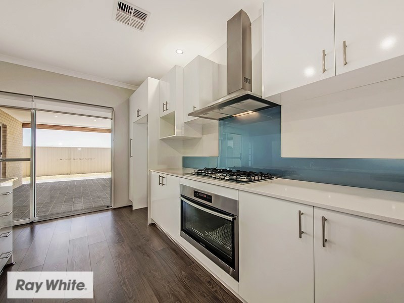 81 Appleby Drive, Darch WA 6065