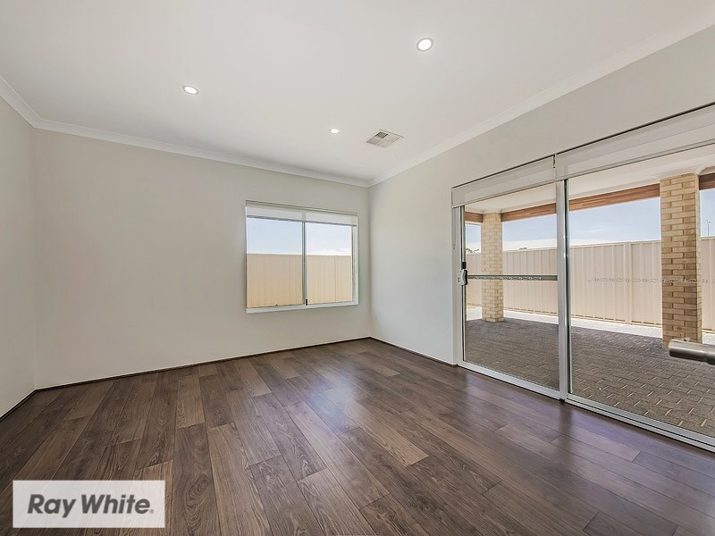 81 Appleby Drive, Darch WA 6065