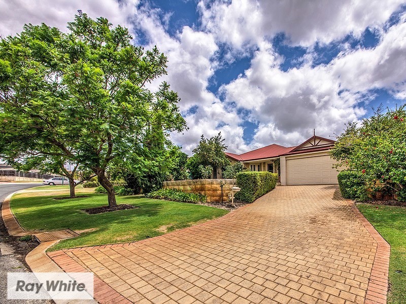 31 Asheville Parade, Landsdale WA 6065