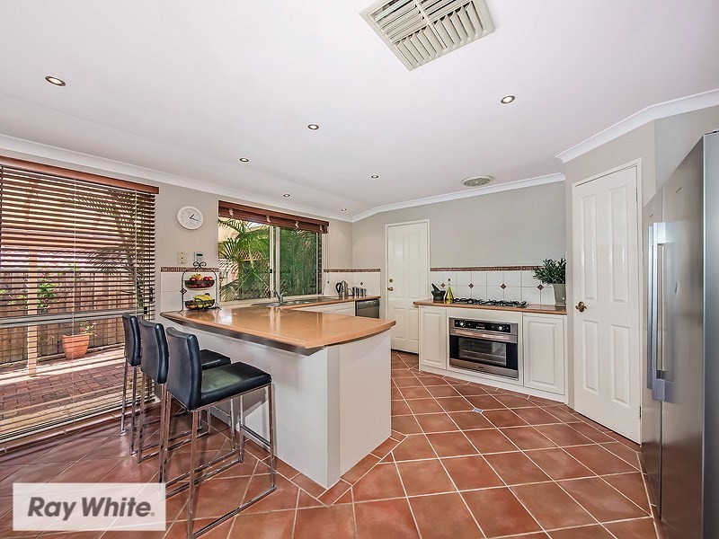 31 Asheville Parade, Landsdale WA 6065