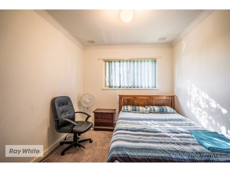 8/22 Manolas Way, Girrawheen WA 6064