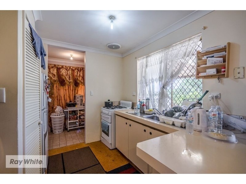 12 Pendula Gardens, Mirrabooka WA 6061