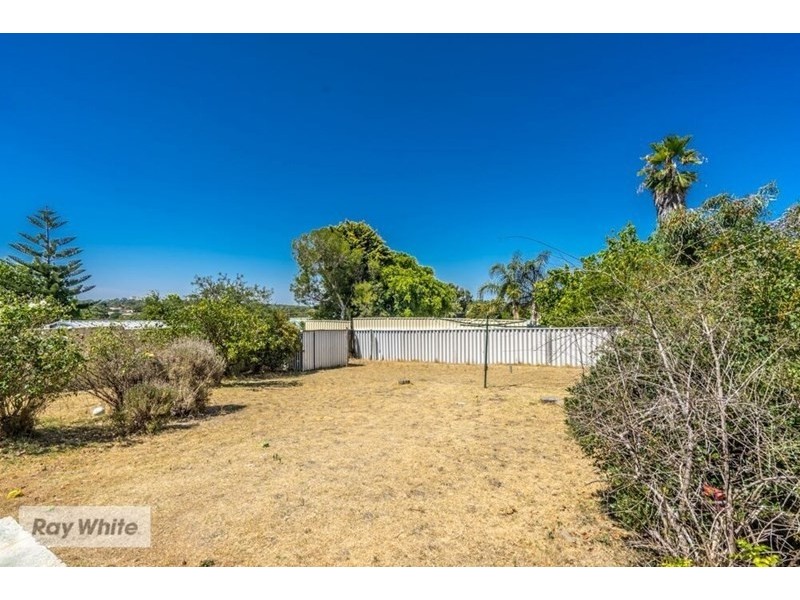 12 Pendula Gardens, Mirrabooka WA 6061
