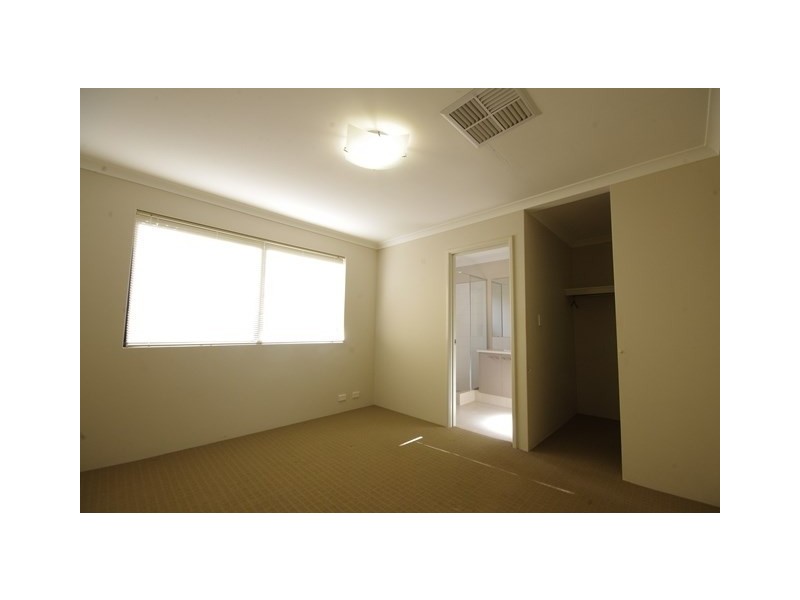 64 Esperanto Way, Westminster WA 6061
