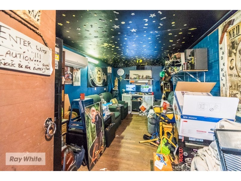 22 Mereworth Way, Girrawheen WA 6064